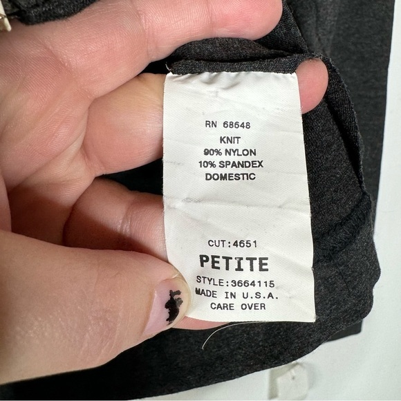 ABS by Allen Schwartz Front Zip Long Sleeve Top Size Small Petite - Picture 4 of 5